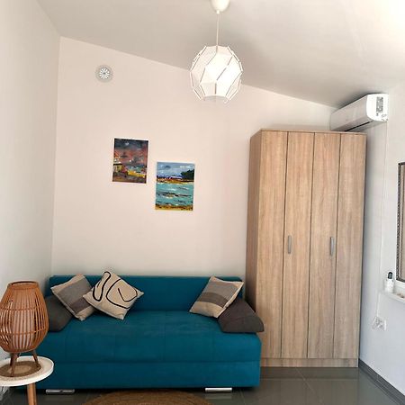 Anna Apartment Utjeha-Bušat Eksteriør billede