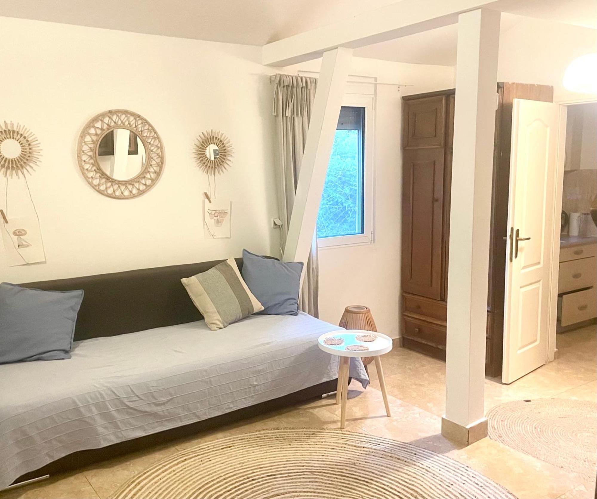 Anna Apartment Utjeha-Bušat Eksteriør billede